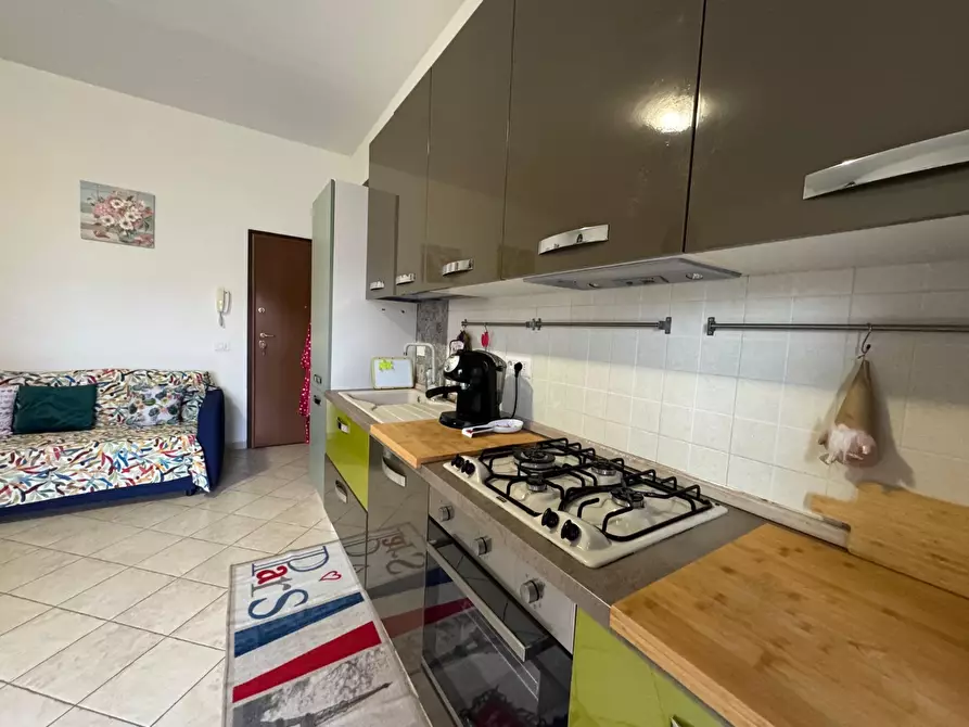 Immagine 13 di Bilocale in vendita  in Via Amatore Sciesa 82 a Marino