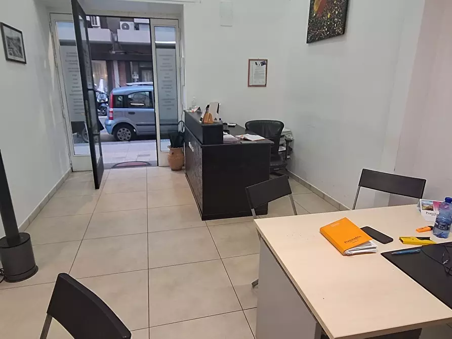 Immagine 3 di Locale commerciale in affitto  in Via Natoli 18 a Messina