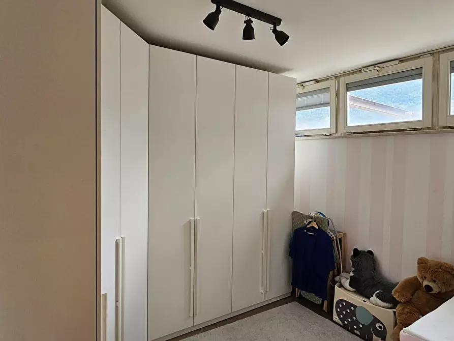 Immagine 12 di Quadrilocale in vendita  in Via XX Settembre 5 a Como