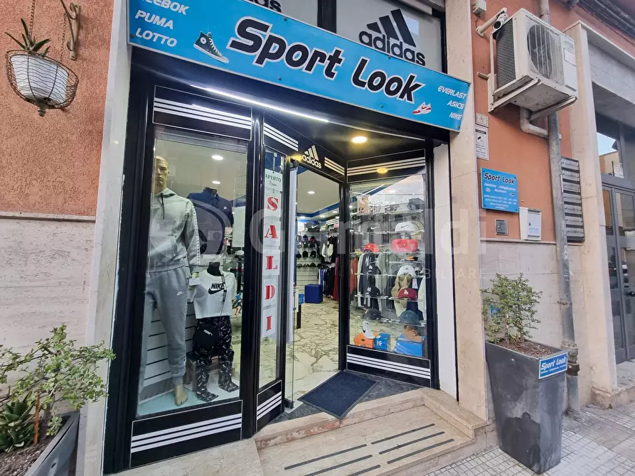 Immagine 3 di Locale commerciale in vendita  in Viale Zecchino 81 a Siracusa