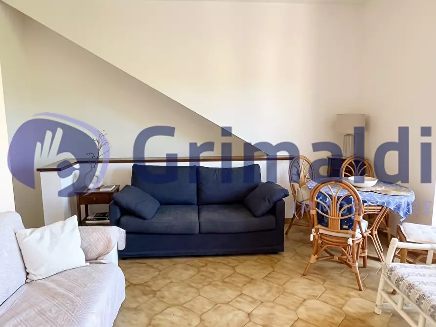 Immagine 4 di Trilocale in vendita  in Via Nettario di Casole 39 a Otranto
