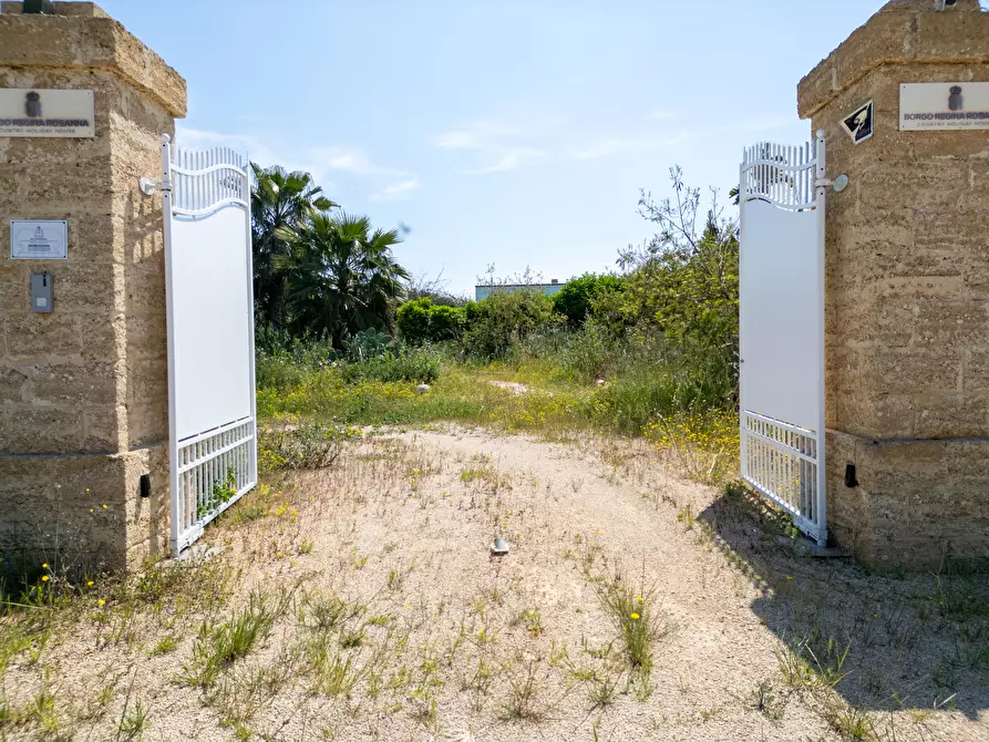 Immagine 60 di Casa indipendente in vendita  in Strada Provinciale 194 a Sannicola