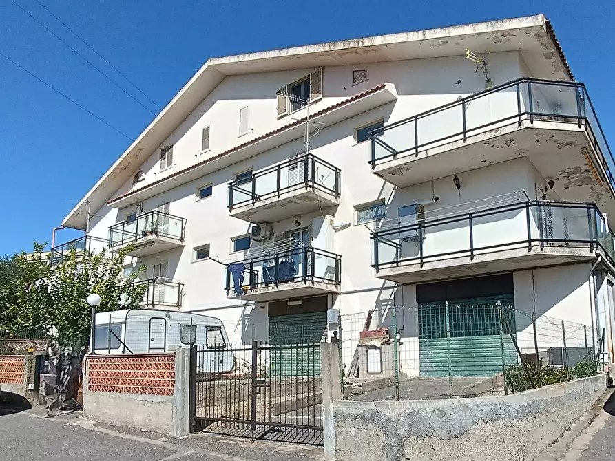Immagine 1 di Villetta a schiera in vendita  in via Belvedere ctr. S. Antonino 6 a Venetico