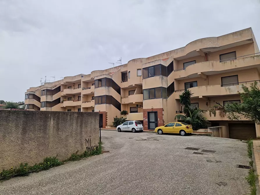Immagine 1 di Appartamento in vendita  a Messina