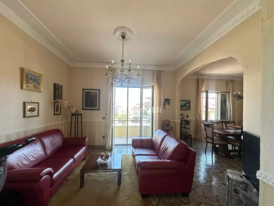 Immagine 8 di Villa in vendita  in Via G. Pastore 32 a Acerra