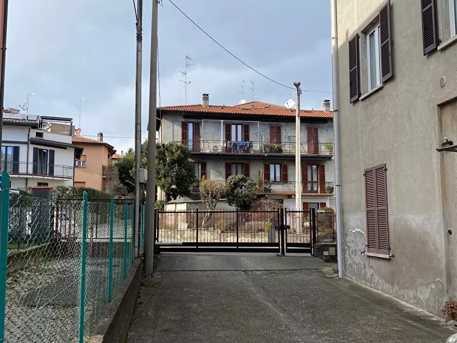 Immagine 2 di Casa indipendente in vendita  a Cantù