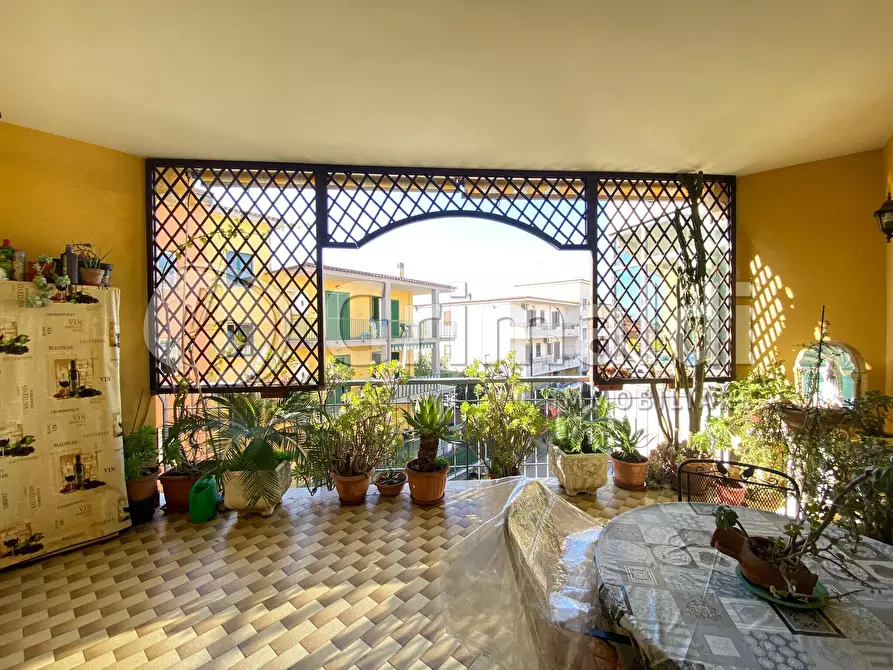 Immagine 3 di Trilocale in vendita  a Giugliano In Campania