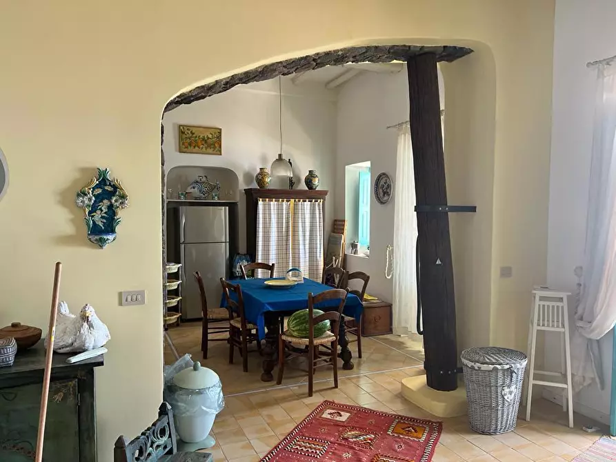 Immagine 7 di Casa indipendente in vendita  in via Umberto I 1 a Santa Marina Salina
