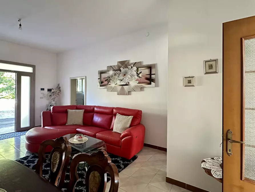 Immagine 10 di Villa in vendita  in Contrada Pezza d' Acqua Fresca 27 a San Vito Dei Normanni