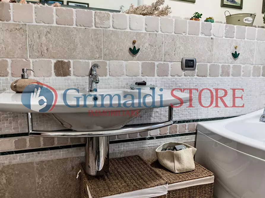 Immagine 67 di Villa in vendita  a Grottaglie