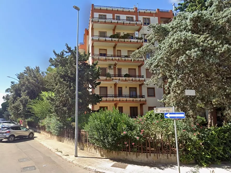 Immagine 2 di Trilocale in vendita  in Via Vincenzo Ciardo 1 a Lecce