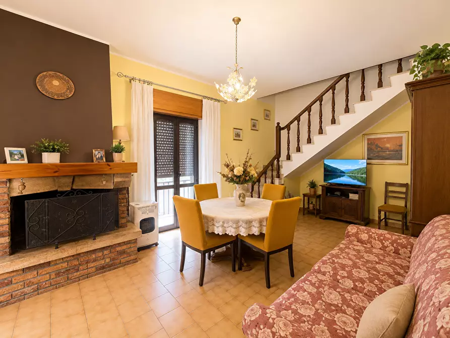 Immagine 7 di Villa in vendita  in via siracusa 7 a Nettuno