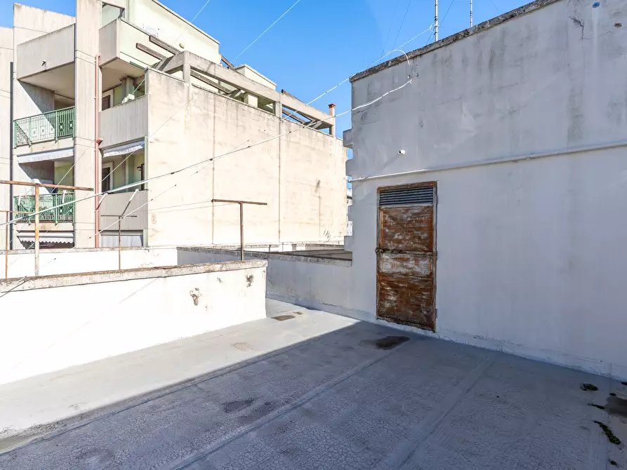 Immagine 55 di Casa indipendente in vendita  in Viale G. Leopardi 157 a Lecce