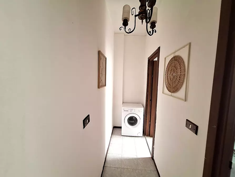 Immagine 8 di Bilocale in affitto  a Vercelli