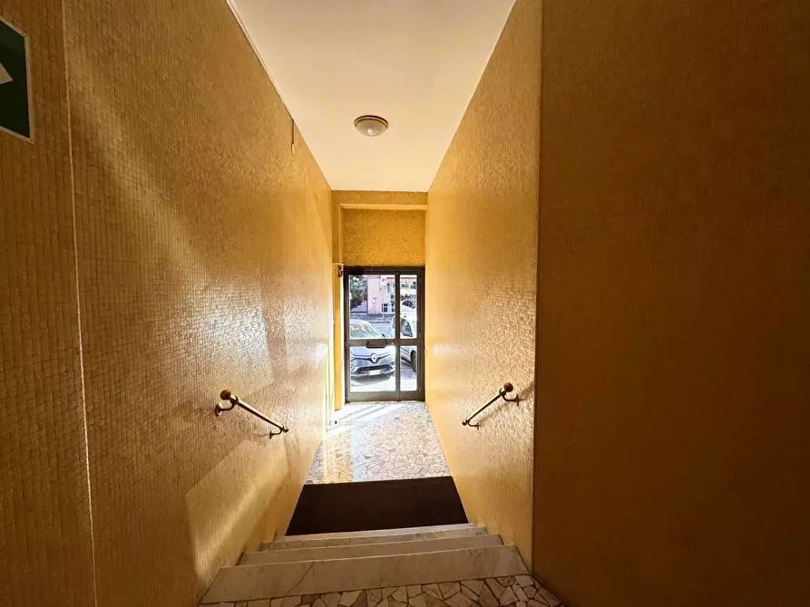 Immagine 33 di Appartamento in vendita  in Via Dei Tulipani 1 a Milano