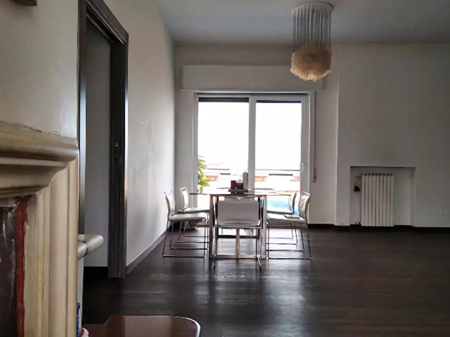 Immagine 2 di Appartamento in vendita  in Viale Mellusi 150 a Benevento
