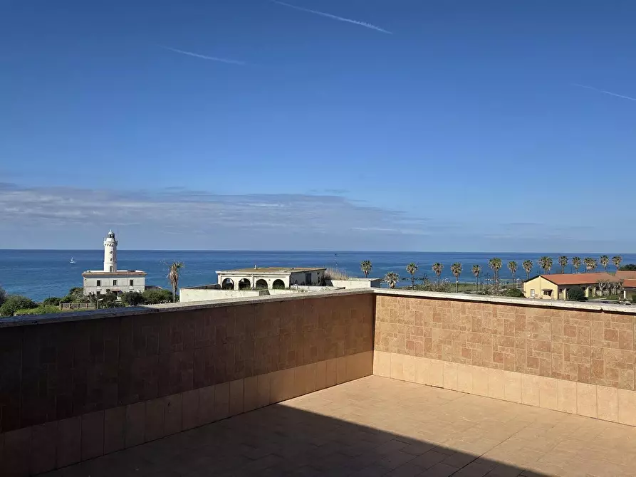 Immagine 19 di Quadrilocale in affitto  in Via Candido de Angelis 3 a Anzio