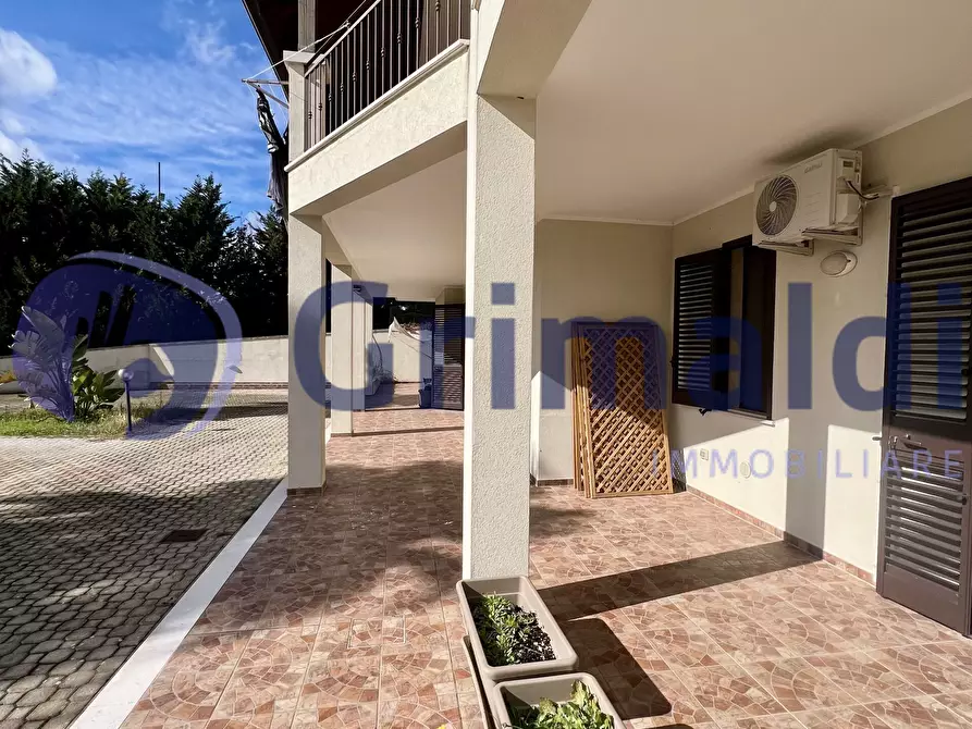 Immagine 40 di Villa in vendita  in Strada I Nucleo Erchie Piccola 10 a Lizzanello