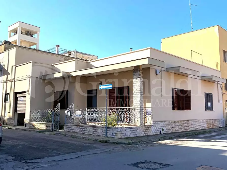 Immagine 1 di Casa indipendente in vendita  in Via G. Megha a Galatone