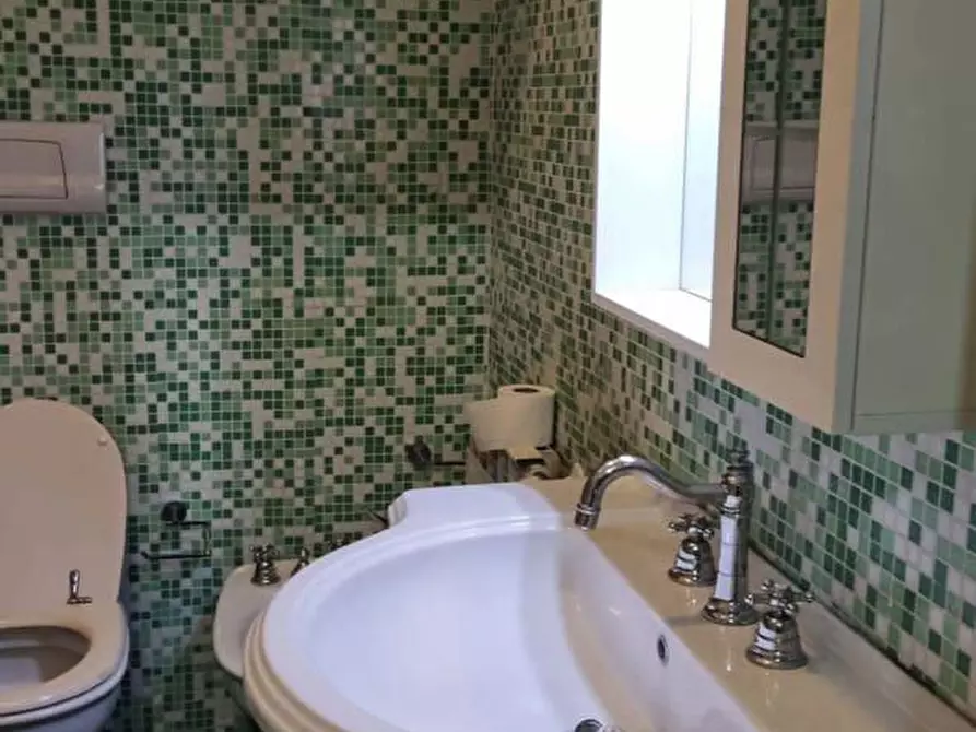 Immagine 33 di Appartamento in vendita  in Via Ducezio 36 a Messina