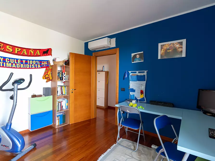 Immagine 39 di Villa in vendita  in Via Piero Della Francesca 92 a Lecce