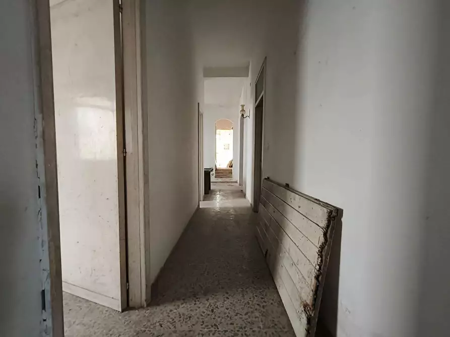 Immagine 11 di Casa bifamiliare in vendita  in Via D'Annunzio 7 a Sannicola