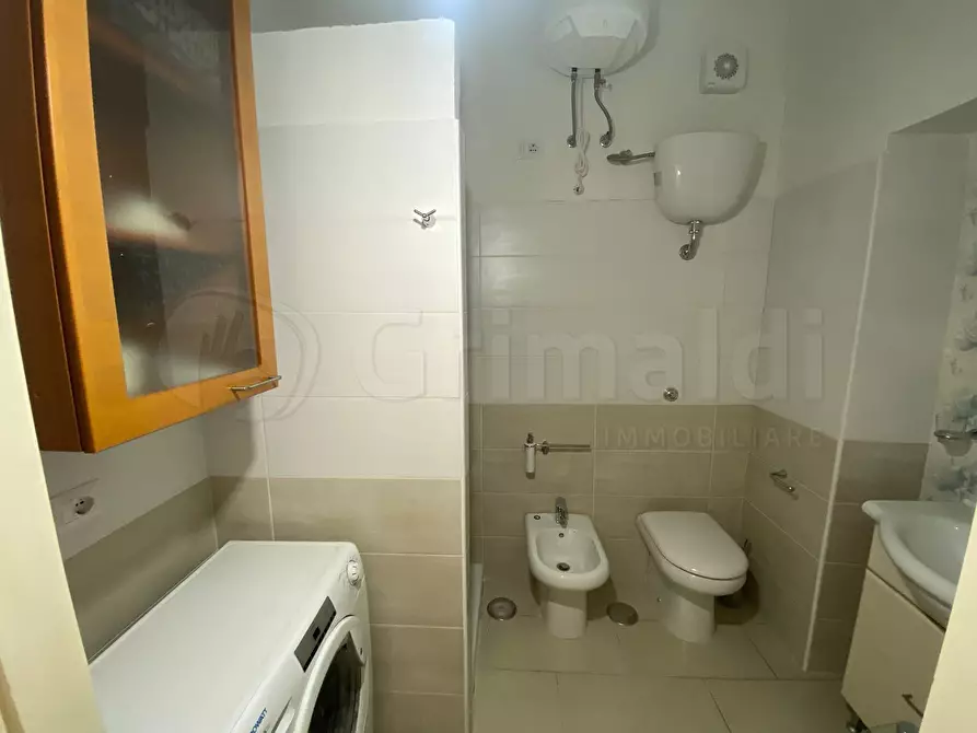 Immagine 7 di Bilocale in vendita  a Giugliano In Campania