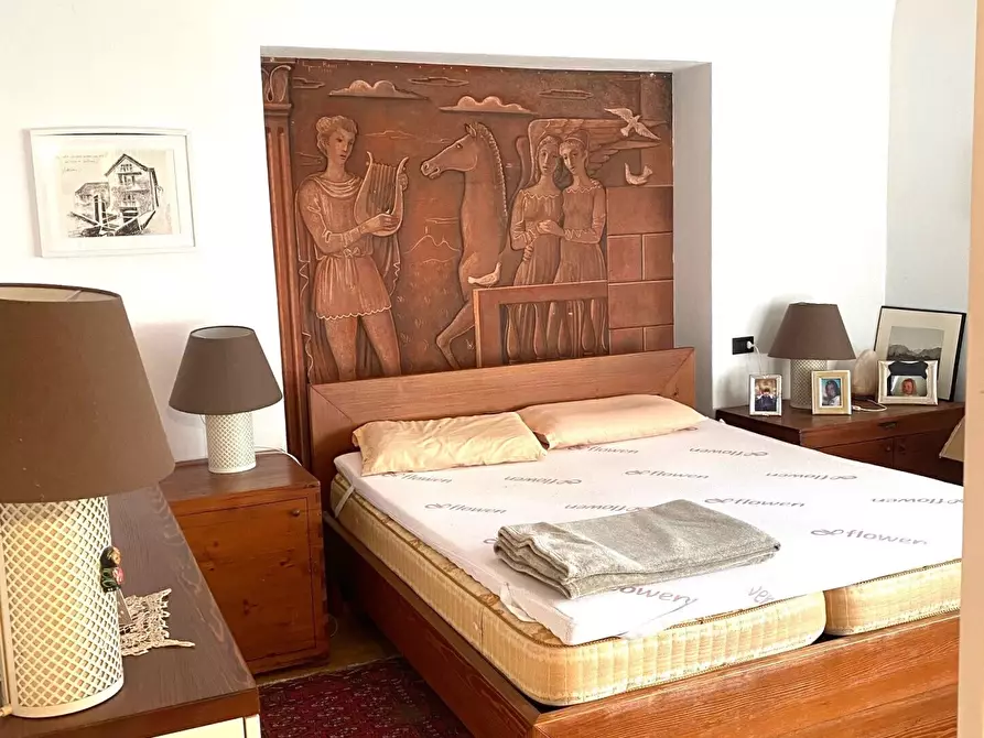 Immagine 35 di Quadrilocale in vendita  a Brunate