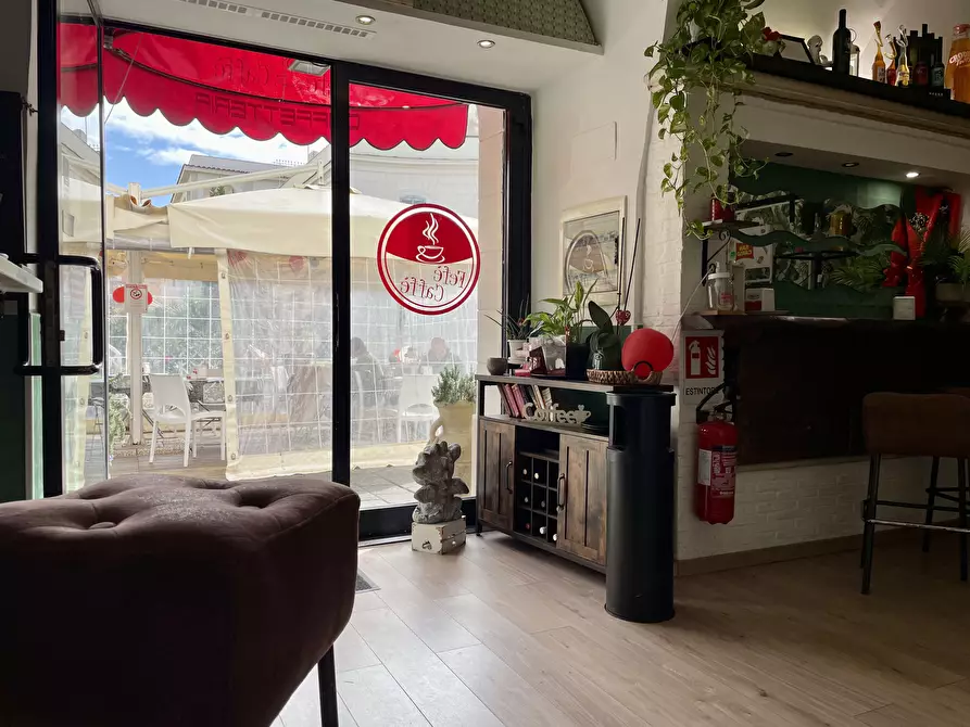 Immagine 2 di Bar / Ristorante in vendita  in Via Aldobrandini 25d D a Anzio
