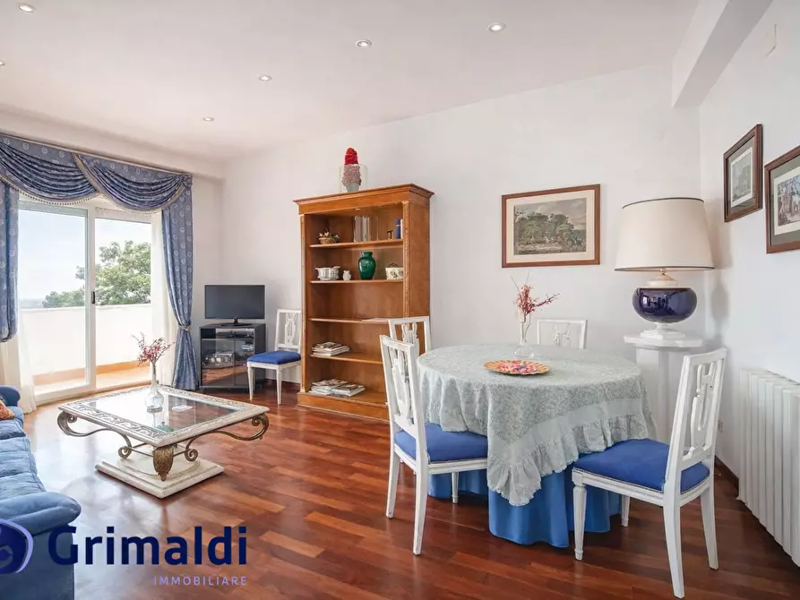 Immagine 4 di Appartamento in vendita  in Via Privata del Parco Comola Ricci a Napoli