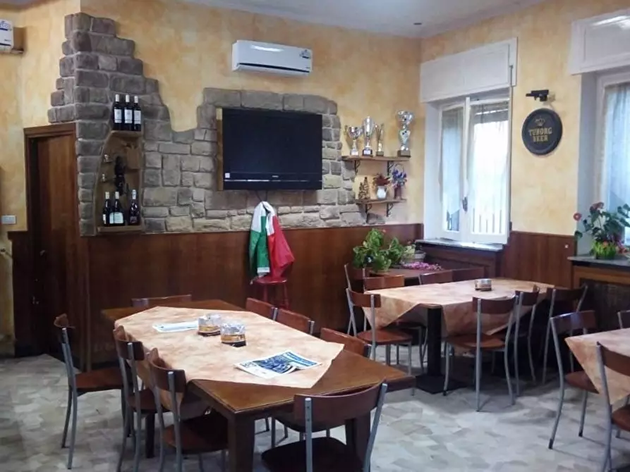 Immagine 5 di Locale commerciale in vendita  in via Venezia 9 a Brenna