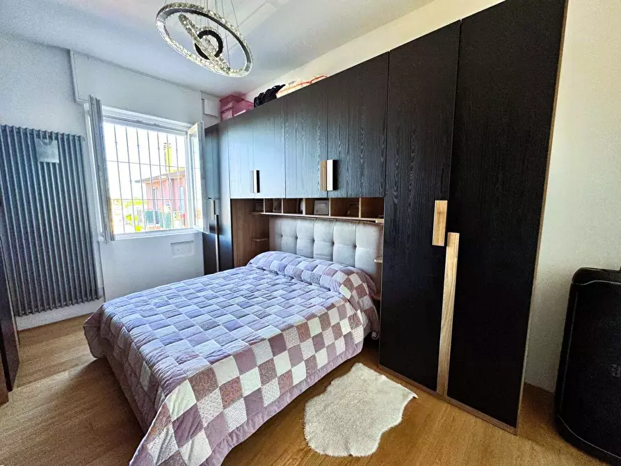 Immagine 19 di Trilocale in vendita  in Via Alessandro Manzoni 3 a Pero