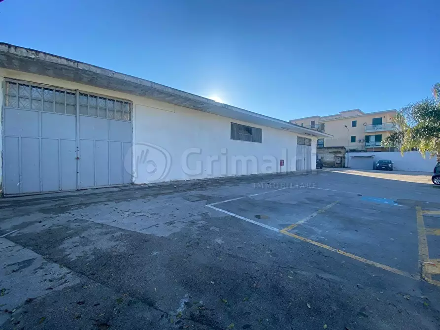 Immagine 4 di Capannone industriale in affitto  a Mugnano Di Napoli