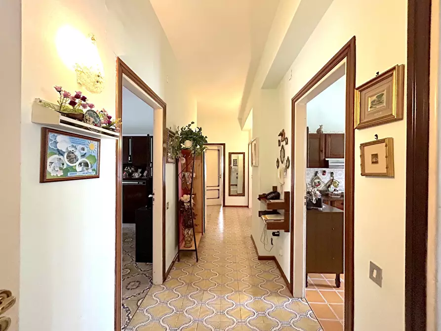 Immagine 6 di Pentalocale in vendita  in Via Tagliamento 85 a Avellino