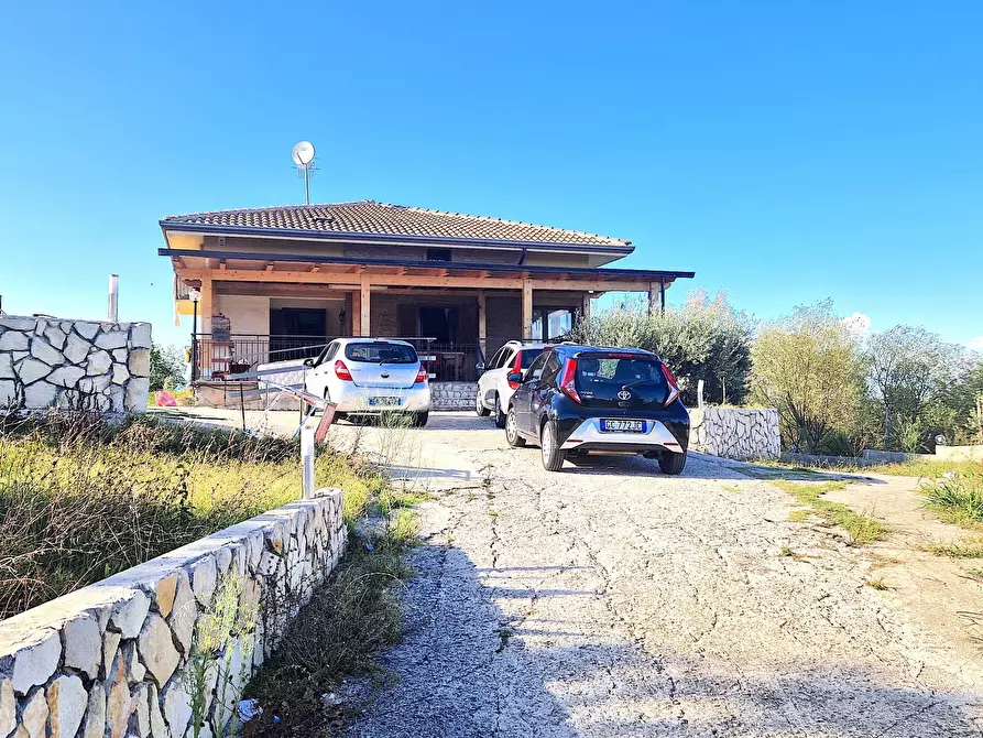 Immagine 1 di Villa in vendita  in Via Malfetara 5 a Sant'angelo A Scala