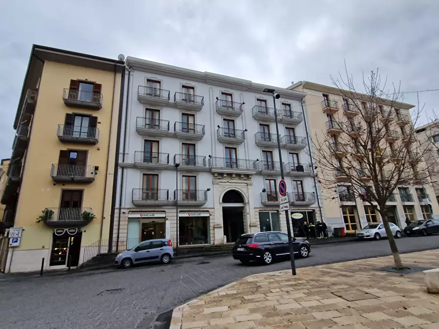 Immagine 1 di Attico in vendita  in Piazza della Libertà 23 a Avellino