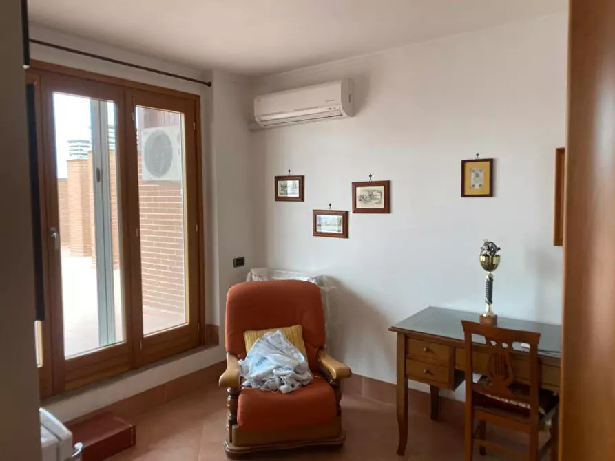 Immagine 61 di Attico in vendita  in Via Andrea Millevoi 401 a Roma