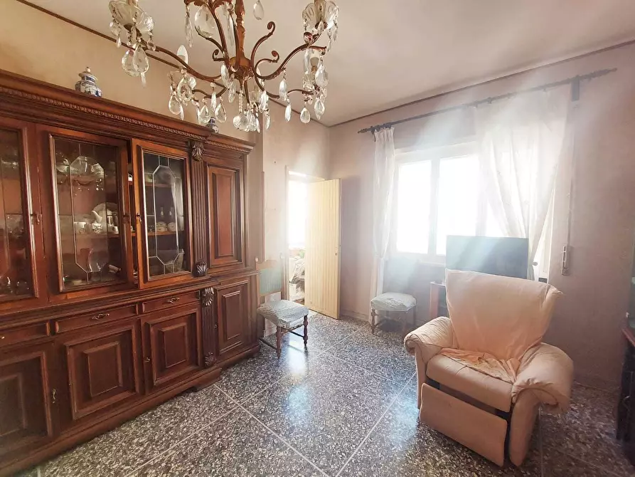 Immagine 7 di Trilocale in vendita  in VIA PAOLA FALCONIERI a Roma