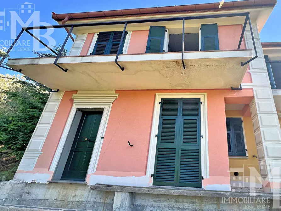 Immagine 10 di Casa semindipendente in vendita  in Via Posato 21 a Avegno