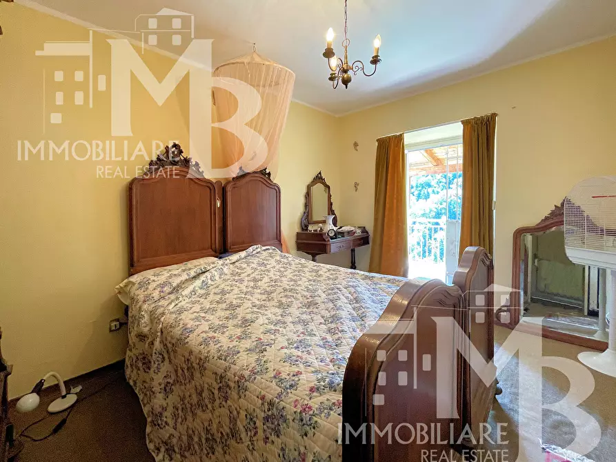 Immagine 30 di Casa semindipendente in vendita  in Frazione Pannesi 107 a Lumarzo