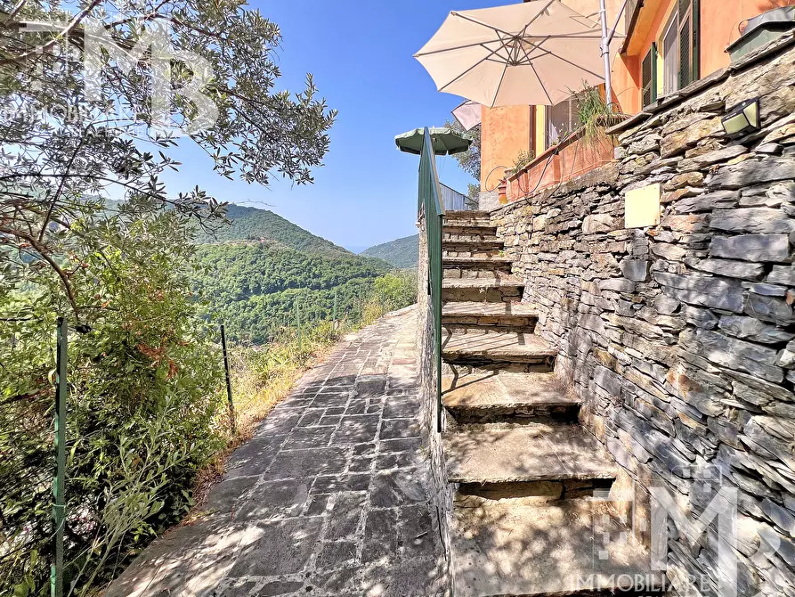 Immagine 2 di Casa indipendente in vendita  in Via Pietrafitta 1 a Avegno