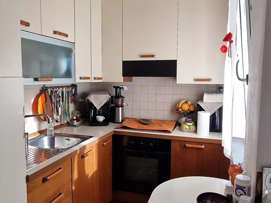 Immagine 10 di Bilocale in vendita  a La Spezia