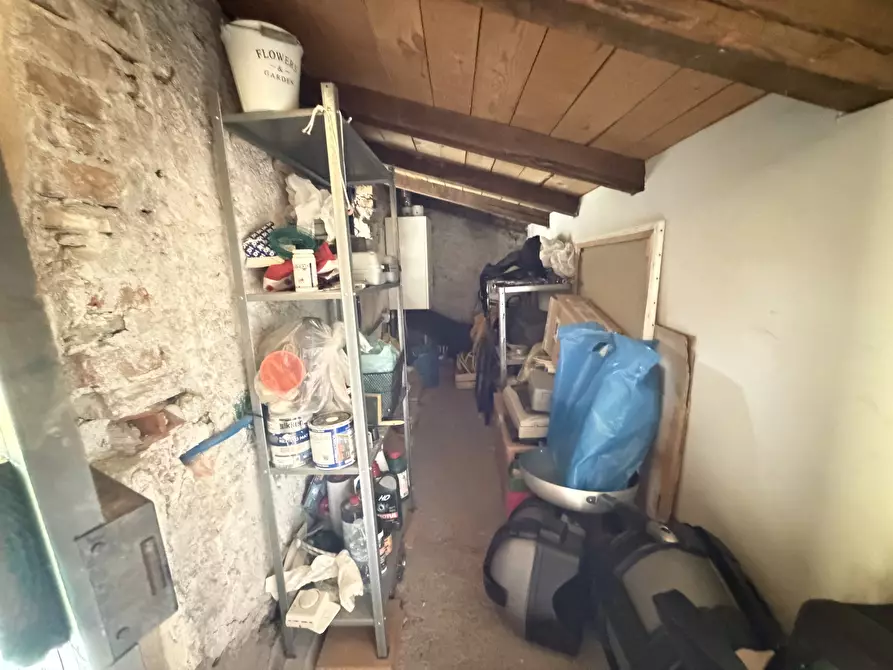 Immagine 30 di Quadrilocale in affitto  a Sarzana