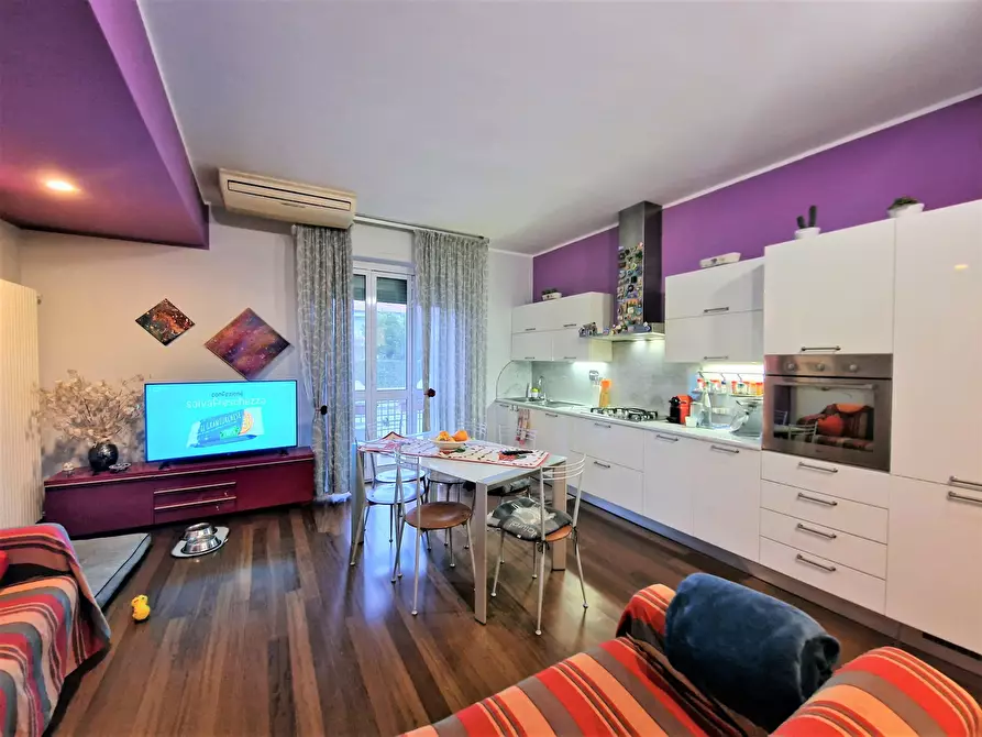 Immagine 4 di Pentalocale in vendita  in Via Socrate Benacci a Sarzana