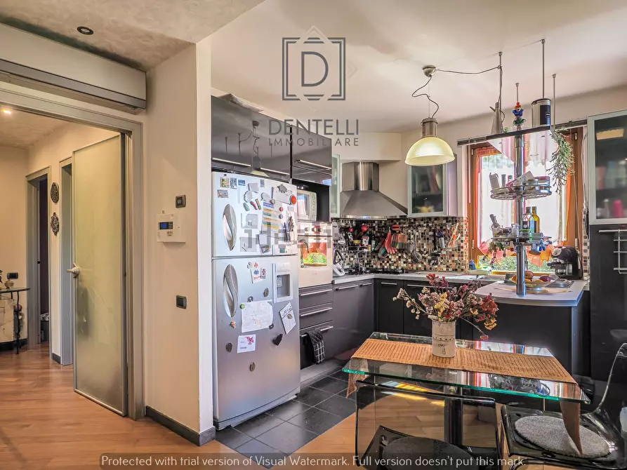 Immagine 7 di Porzione di casa in vendita  in Via Turì a Sarzana