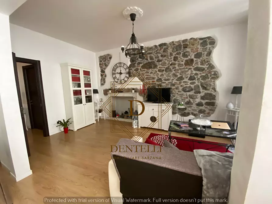 Immagine 5 di Quadrilocale in affitto  a Sarzana