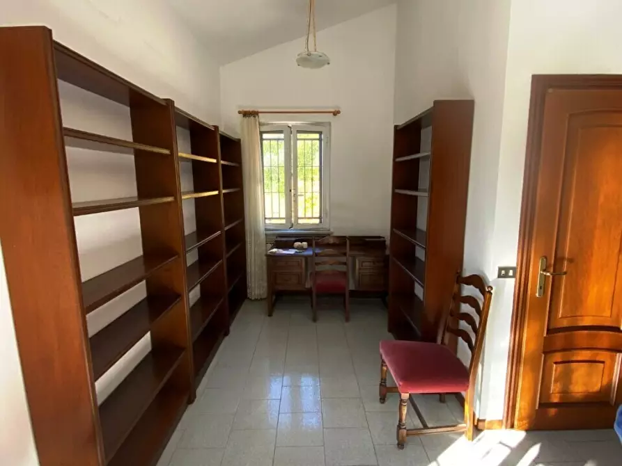 Immagine 27 di Casa indipendente in vendita  a Sarzana