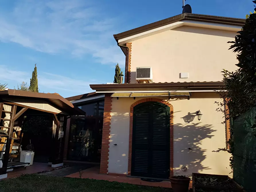 Immagine 23 di Terratetto in vendita  a Sarzana