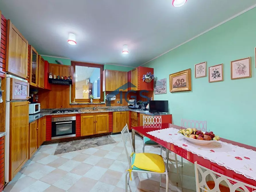 Immagine 11 di Villa in vendita  in Via Puglia 1 a Leno