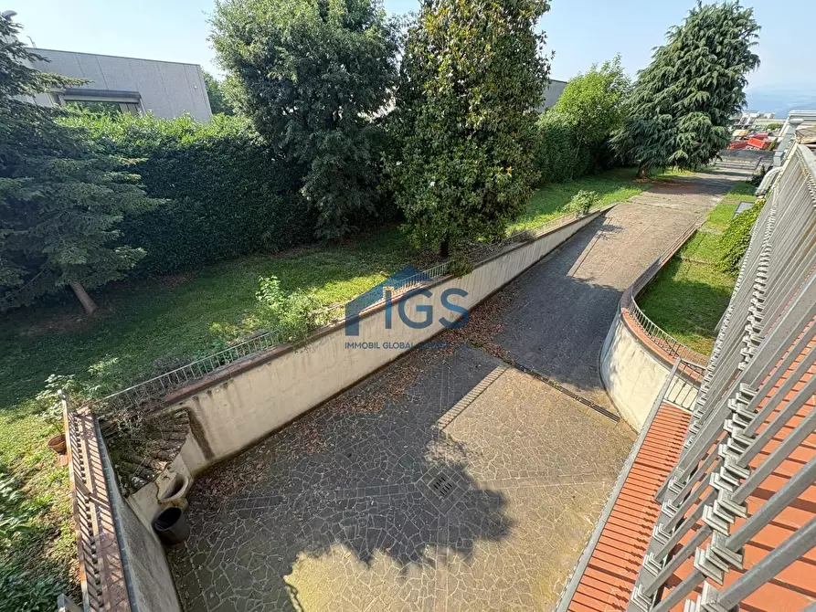 Immagine 36 di Villa in vendita  in Via Santa Giulia 3 a Travagliato